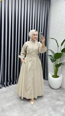 5007 GABARDİN KUMAŞ BELİ LASTİKLİ ÖNDEN DÜĞMELİ ELBİSE KREM - 1