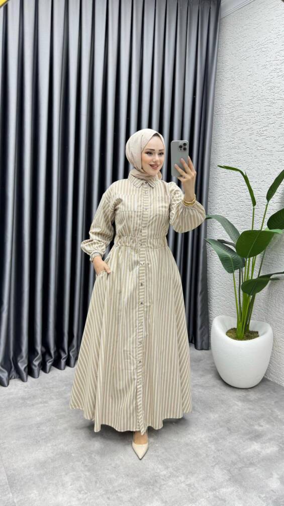 5007 GABARDİN KUMAŞ BELİ LASTİKLİ ÖNDEN DÜĞMELİ ELBİSE KREM - 1