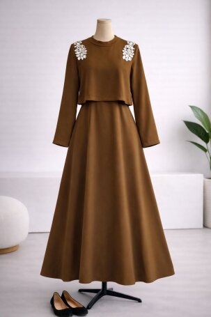 Kod 24-312 KUMAŞ KREP TAKIM KAHVERENGİ - MODA SZN